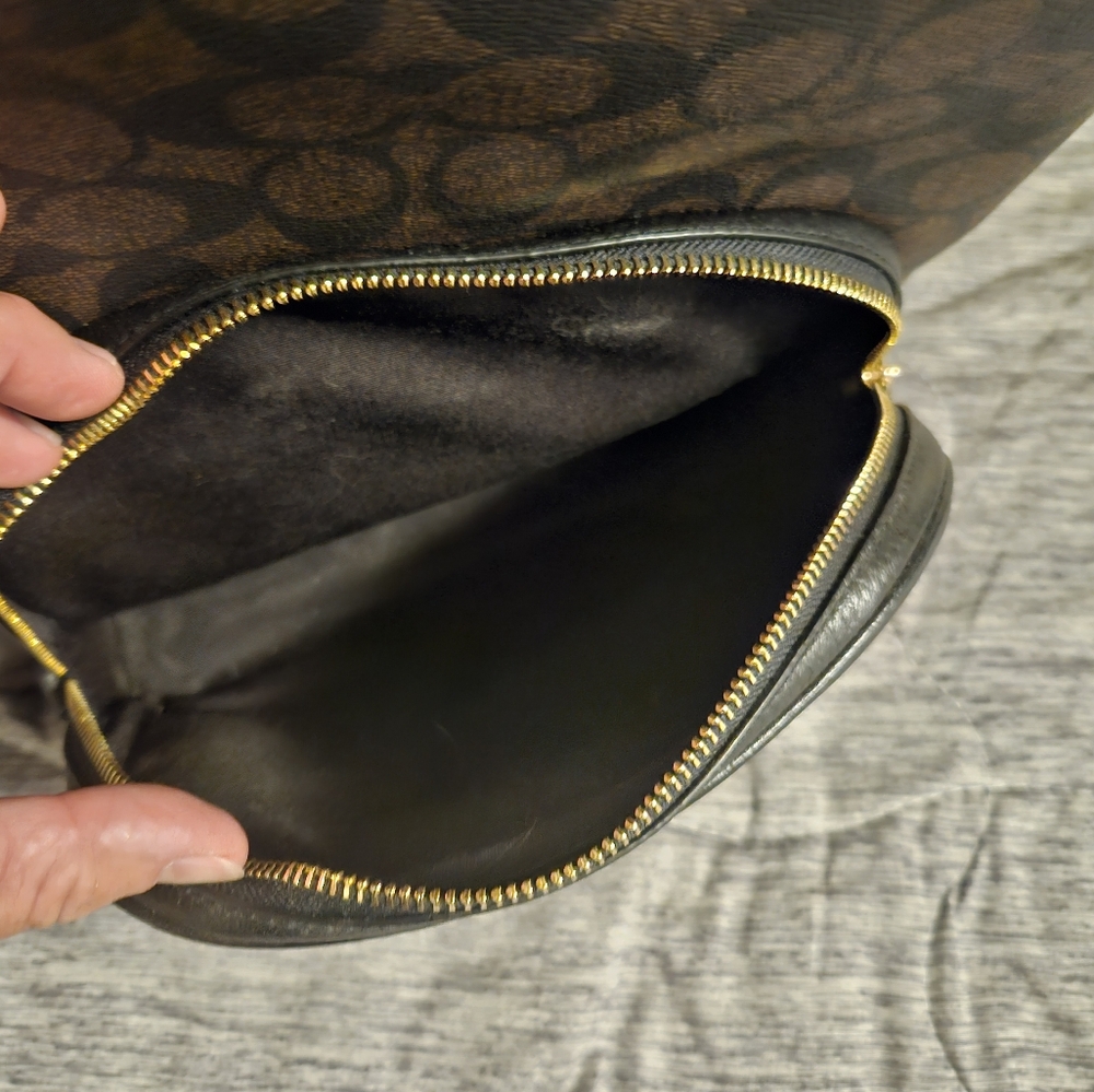 Coach Black Leather Bag with Signature Patch - Picture 4 of 4